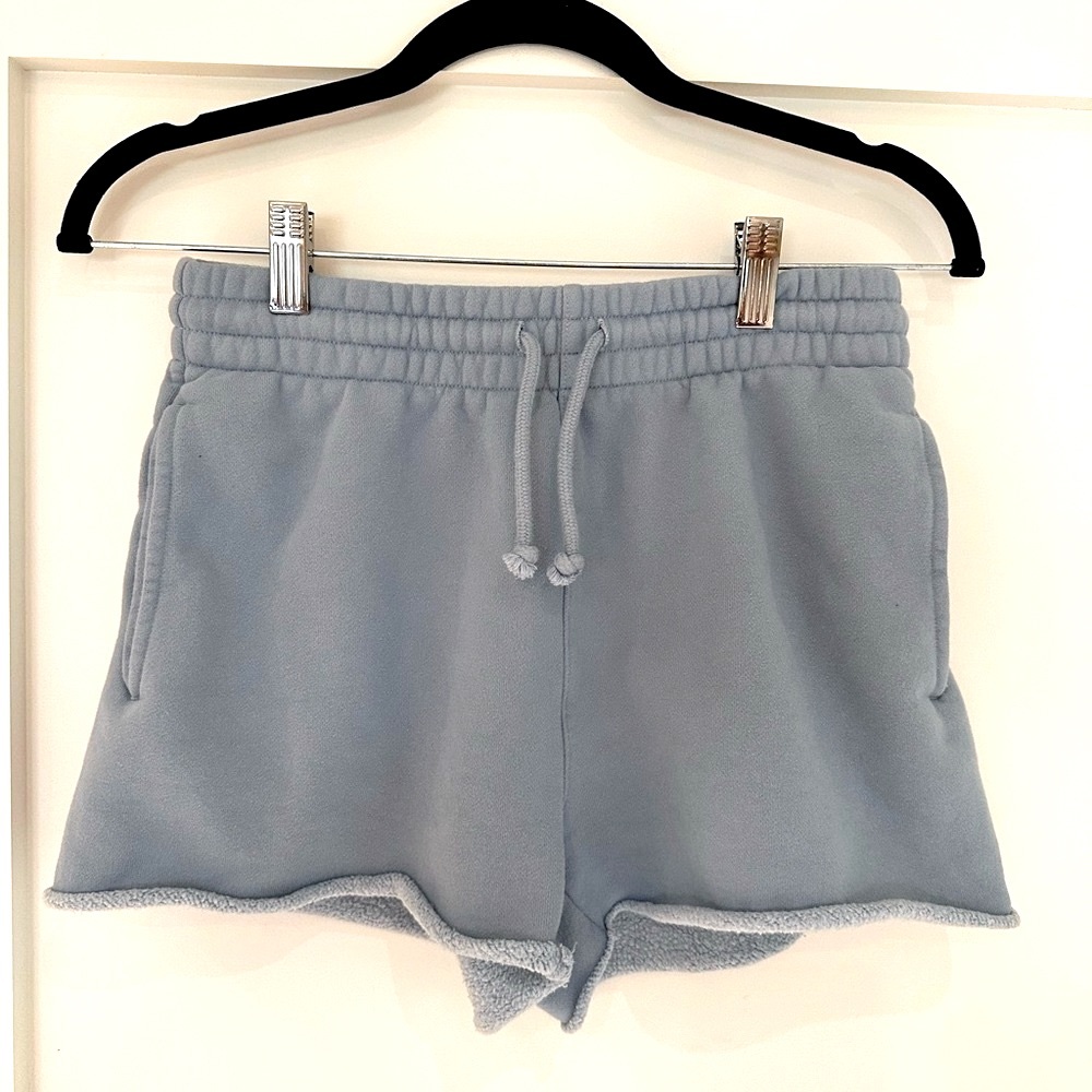 TNA Cozy Boyfriend sweatshorts